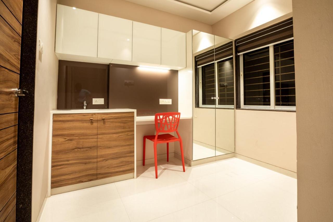 Hotel Pacific Residency - Andheri Mumbai Dış mekan fotoğraf