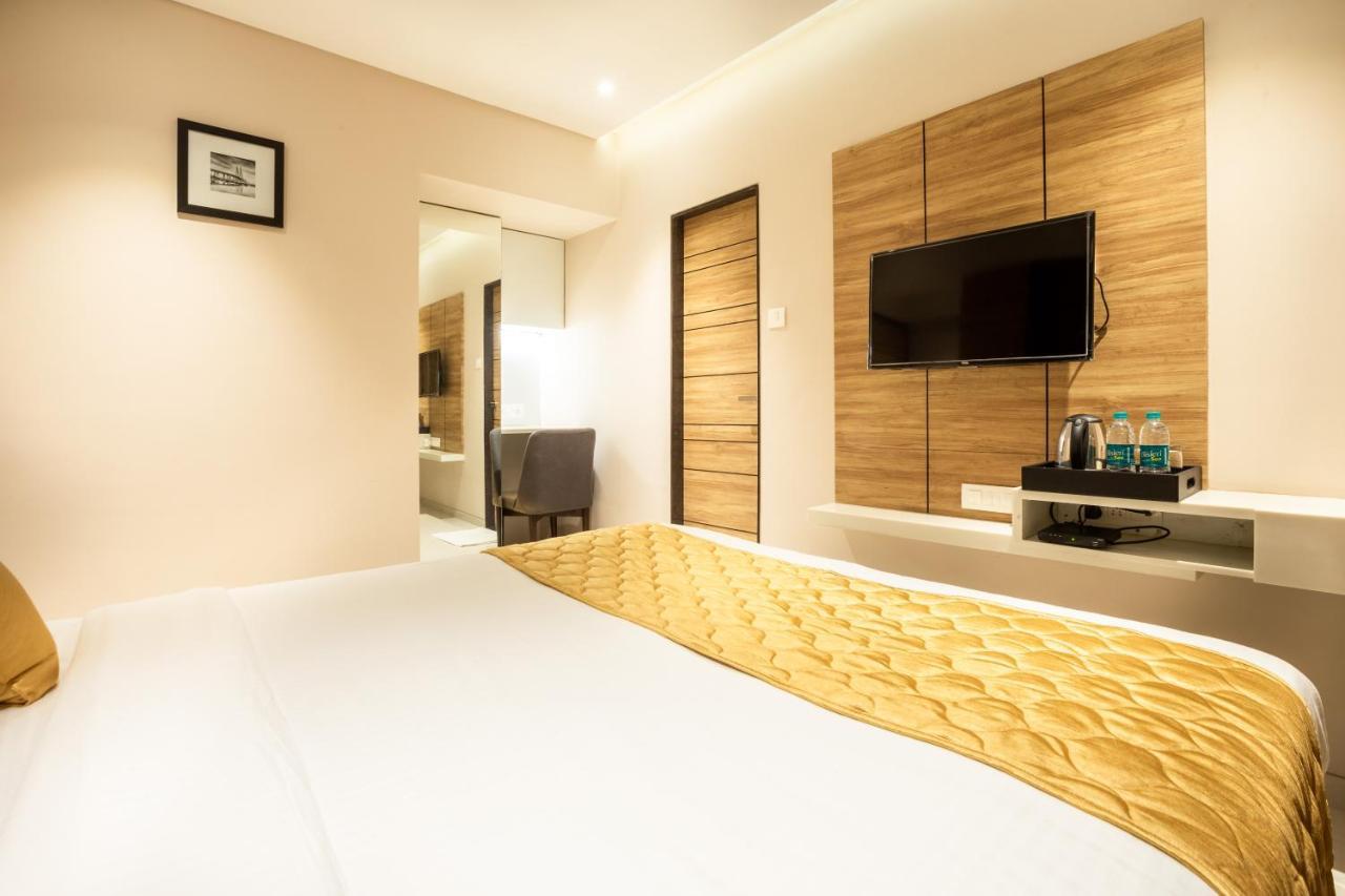Hotel Pacific Residency - Andheri Mumbai Dış mekan fotoğraf