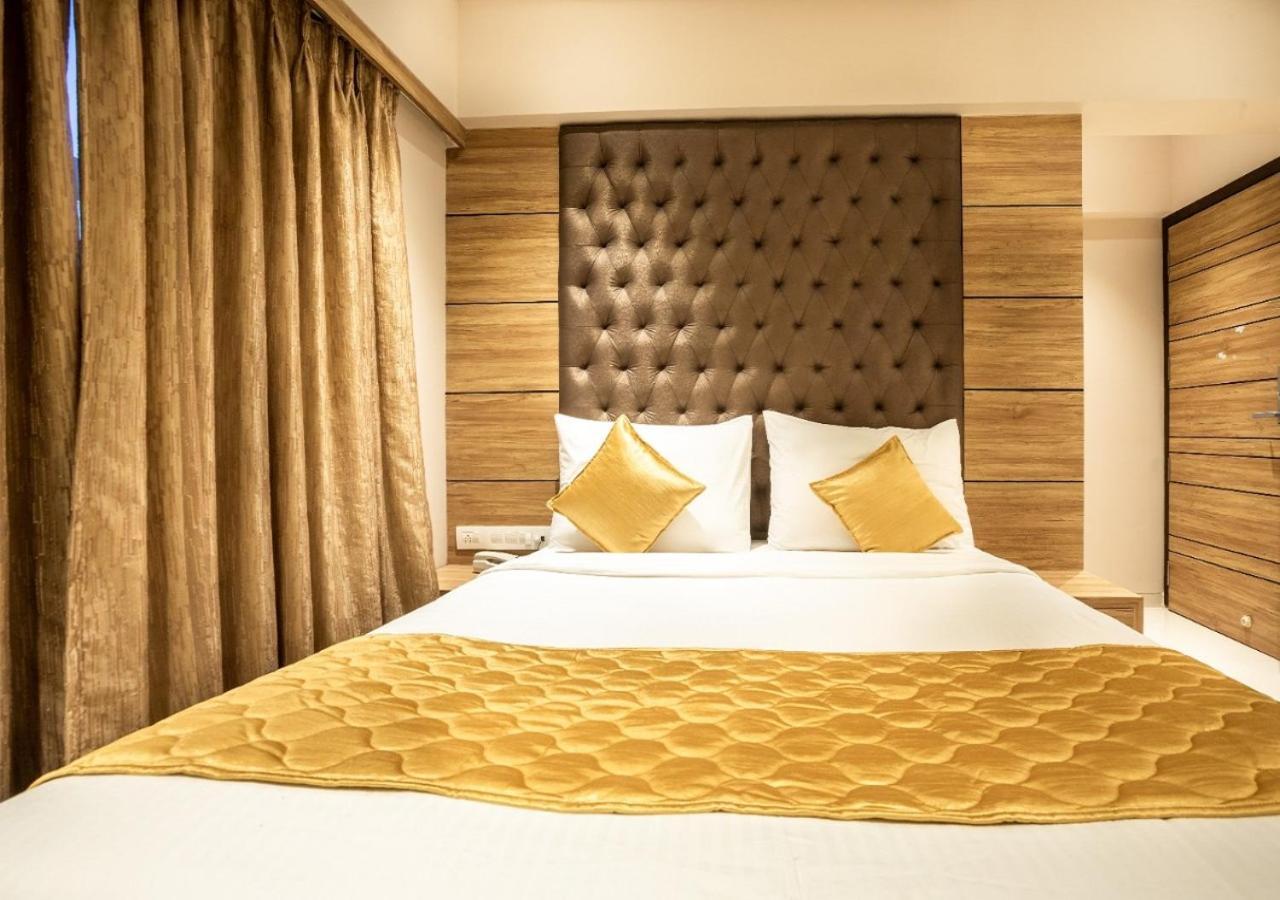 Hotel Pacific Residency - Andheri Mumbai Dış mekan fotoğraf